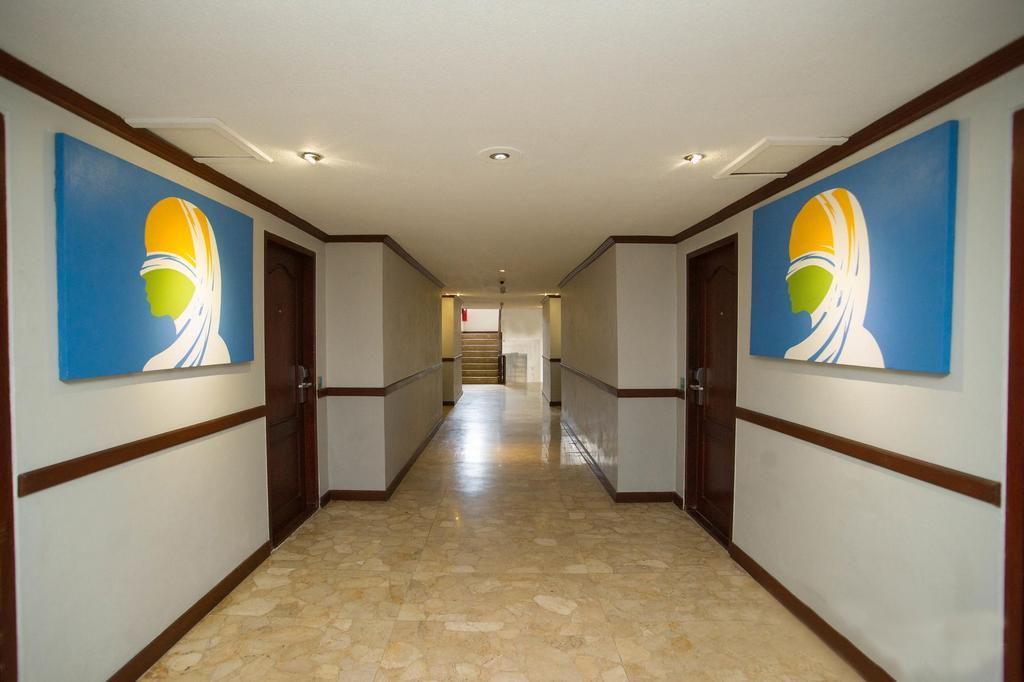 Kuta One Party Hotel Exterior foto